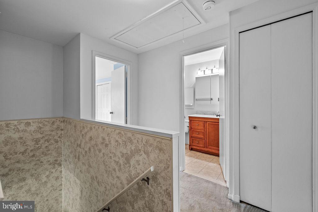 MAYS CHAPEL VILLAGE - Residential Lease