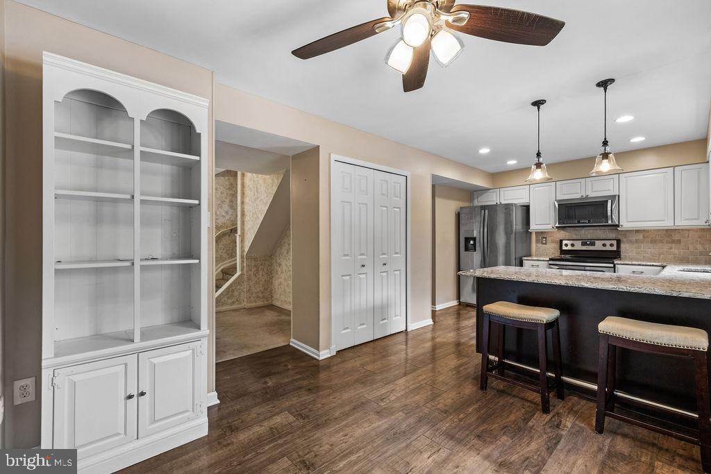 MAYS CHAPEL VILLAGE - Residential Lease