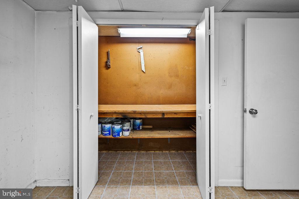 MAYS CHAPEL VILLAGE - Residential Lease