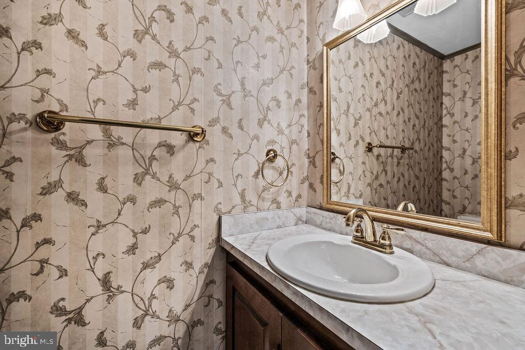 MAYS CHAPEL VILLAGE - Residential Lease