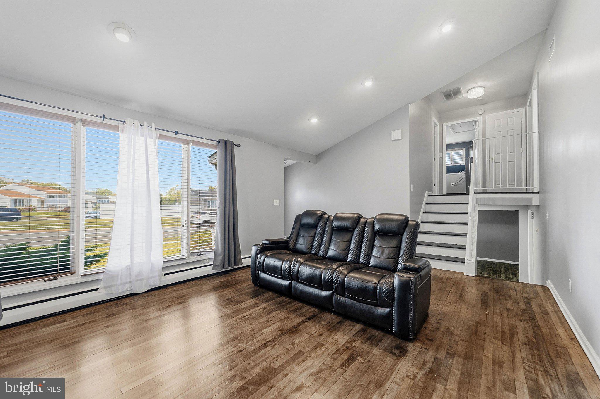 4 DUNLAP DRIVE