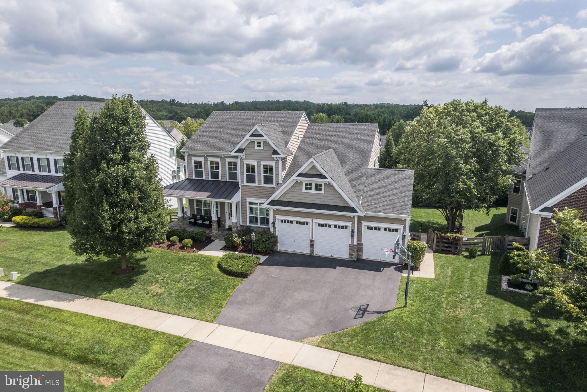 17929 BLISS DRIVE