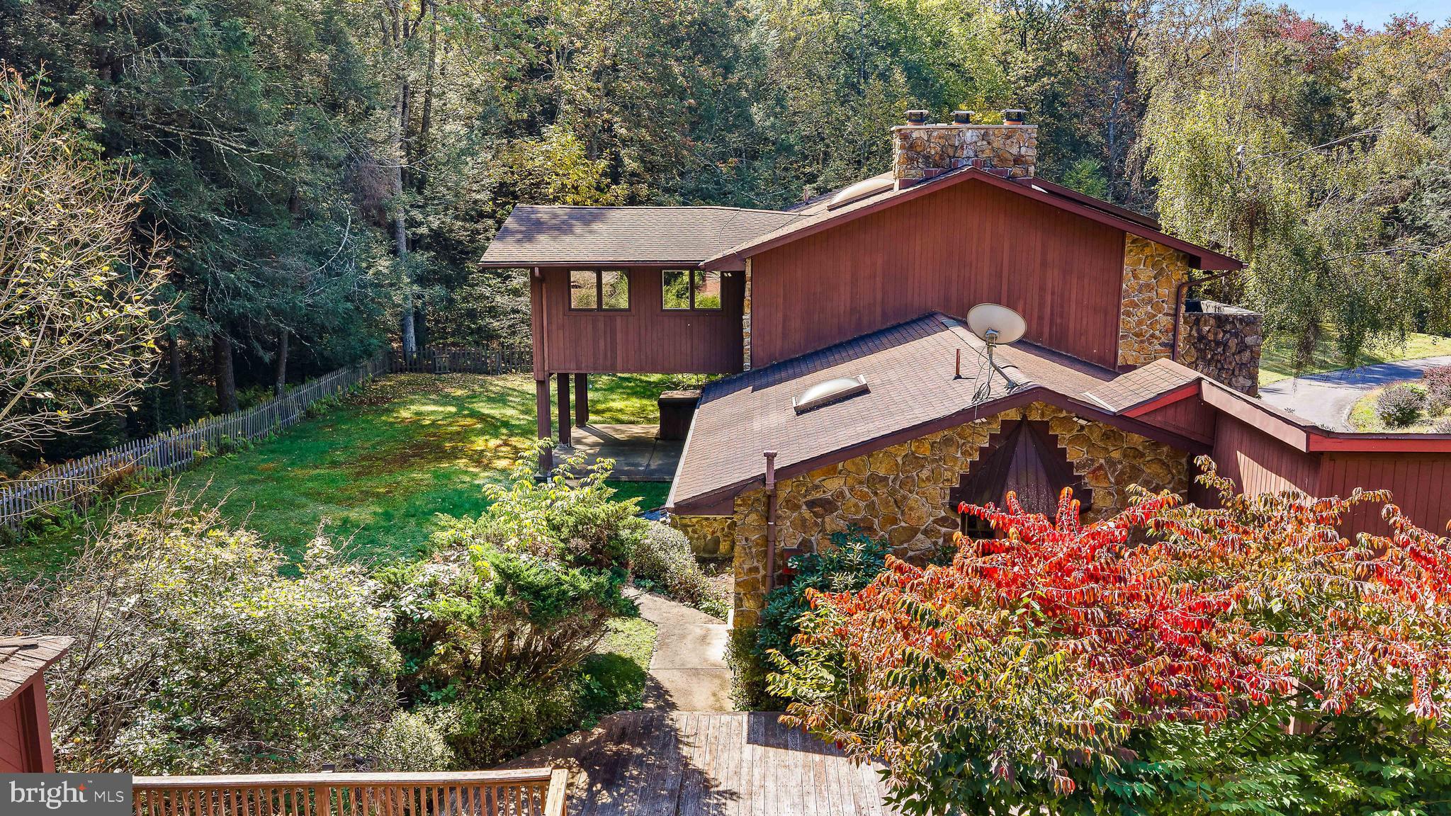 6760 BEAR CREEK BLVD