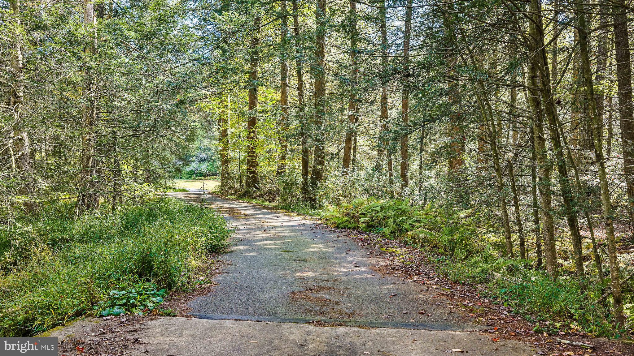 6760 BEAR CREEK BLVD