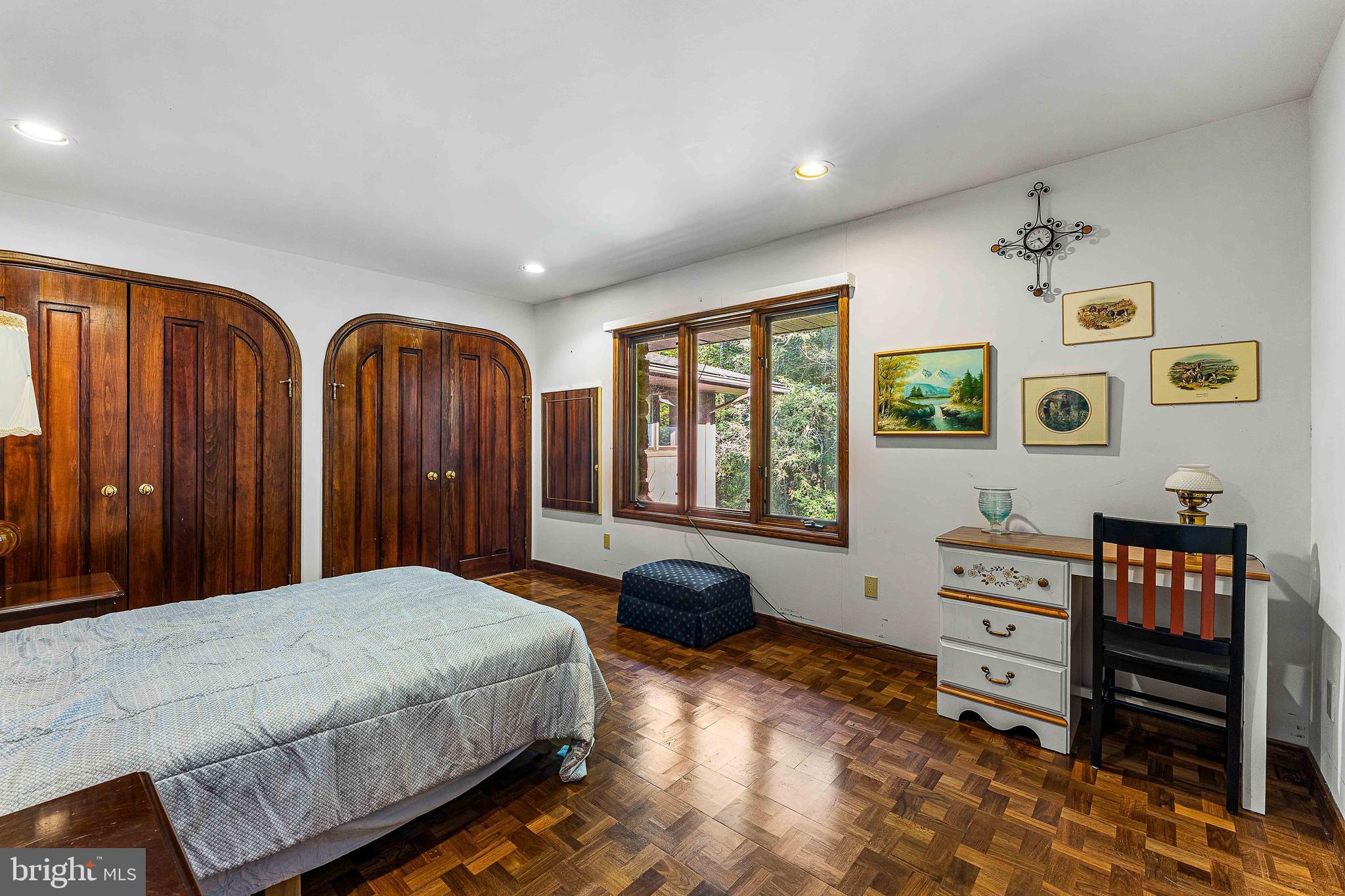 BEAR CREEK VILLAGE - Residential