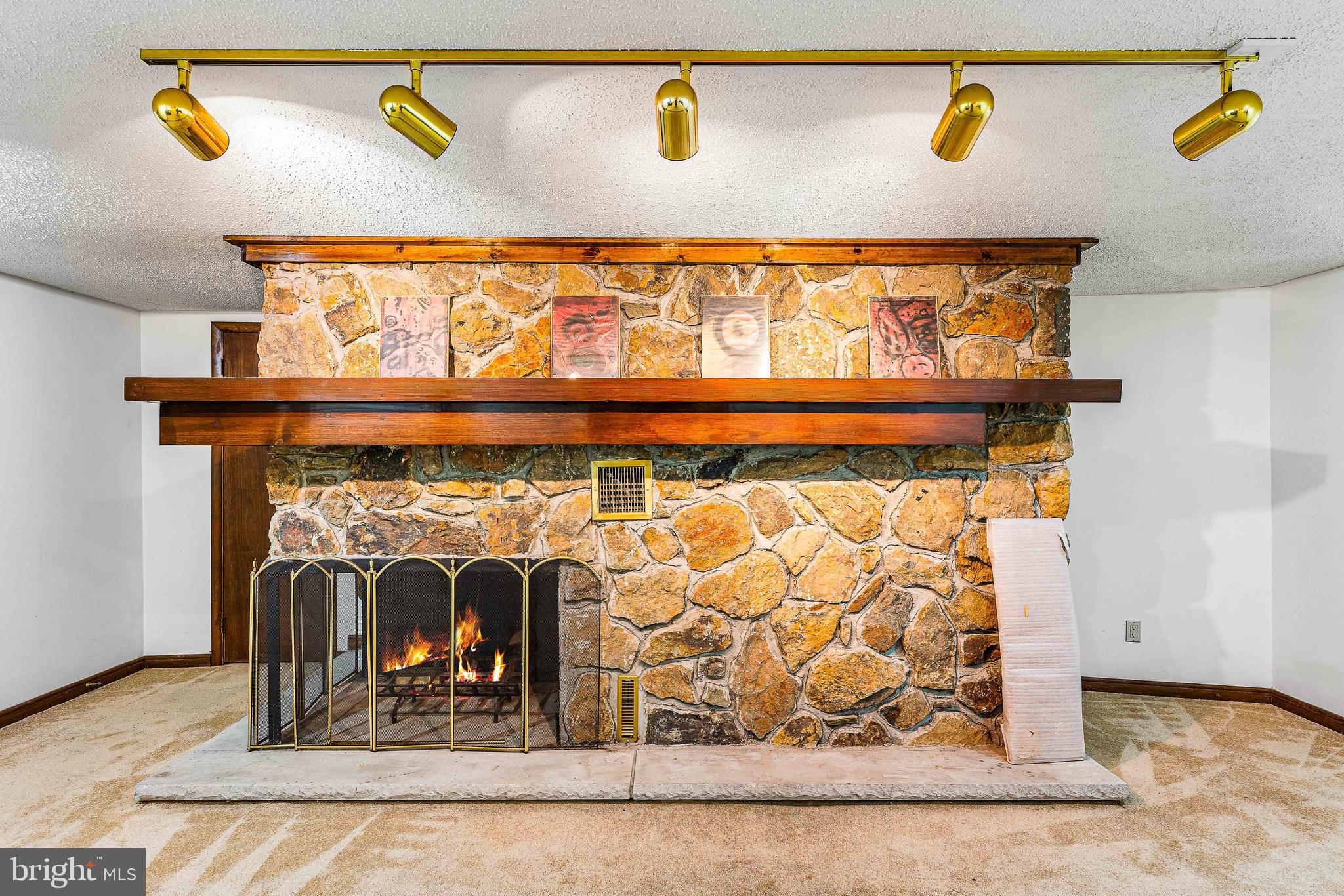 BEAR CREEK VILLAGE - Residential