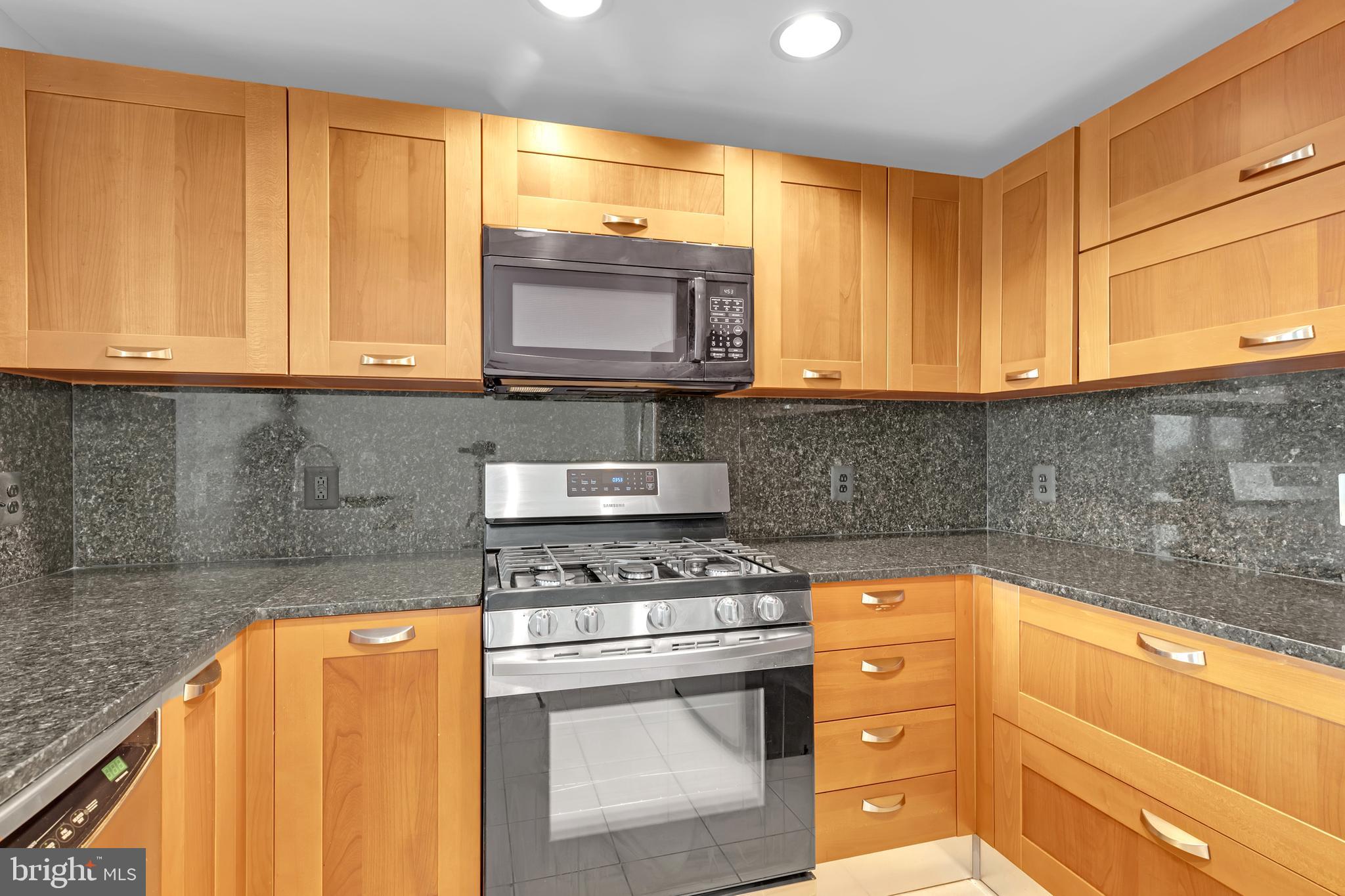 2451 MIDTOWN AVENUE 714