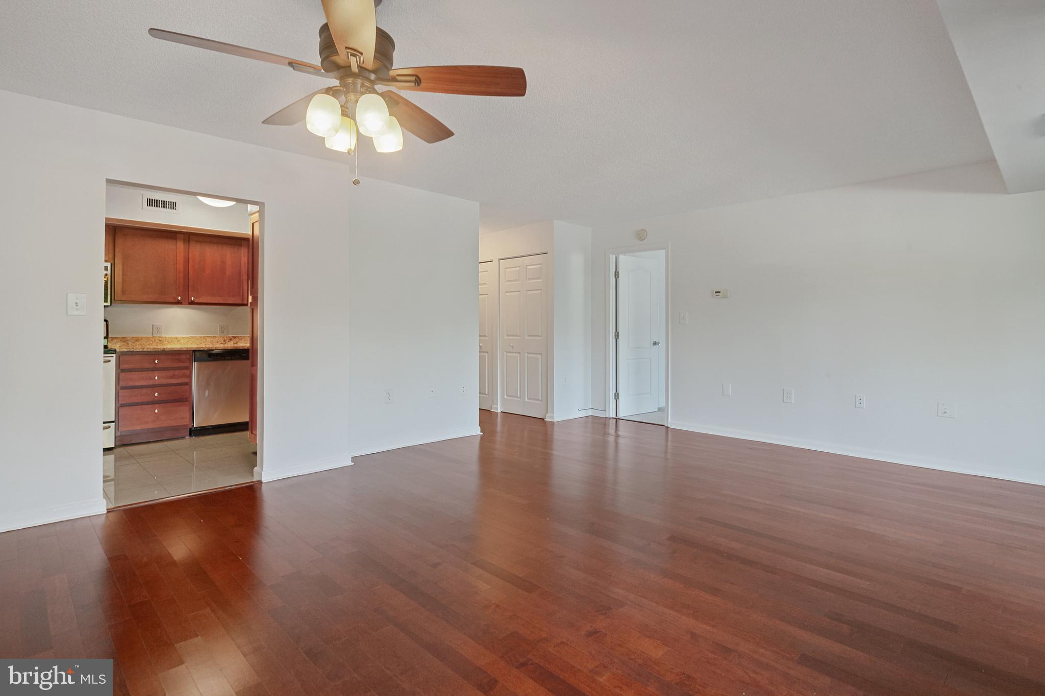 RENAISSANCE - Residential Lease