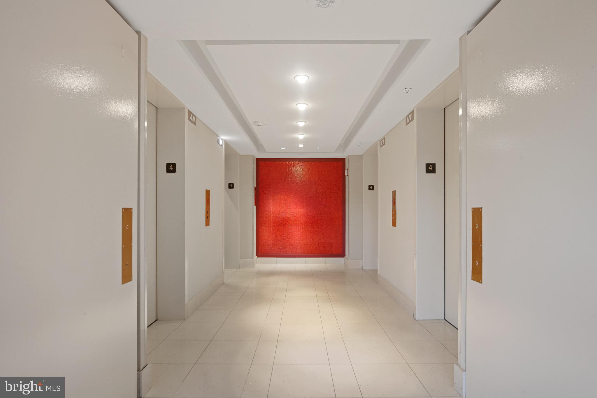 RENAISSANCE - Residential Lease