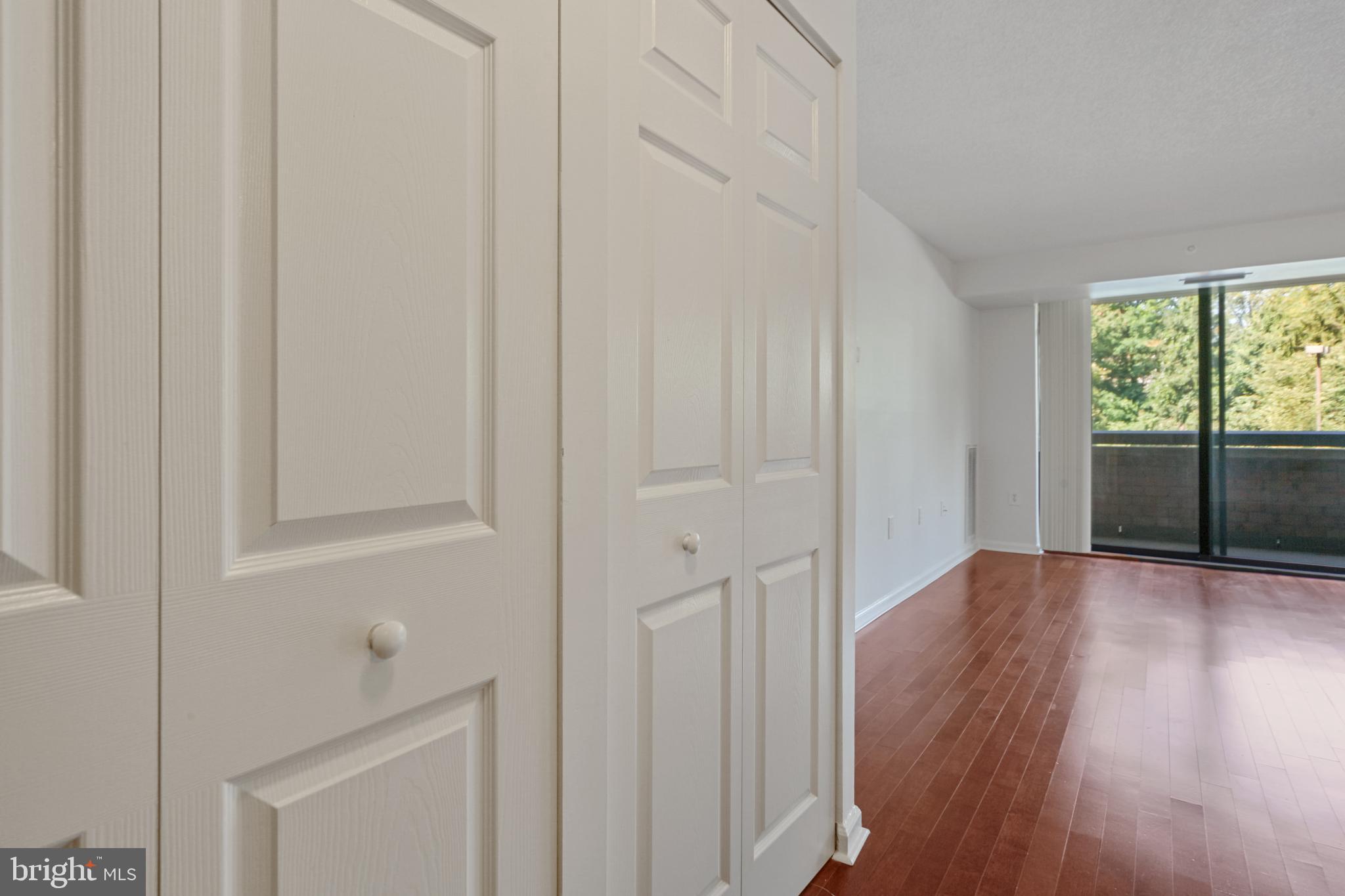 RENAISSANCE - Residential Lease