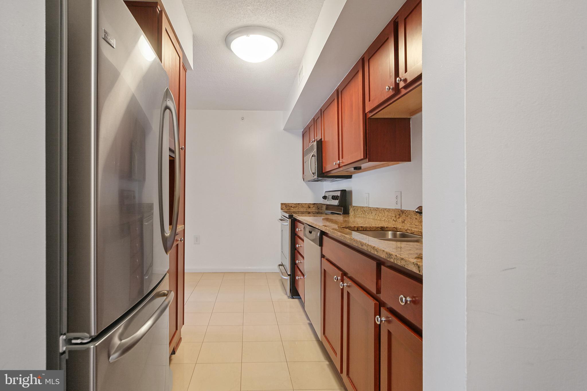 RENAISSANCE - Residential Lease