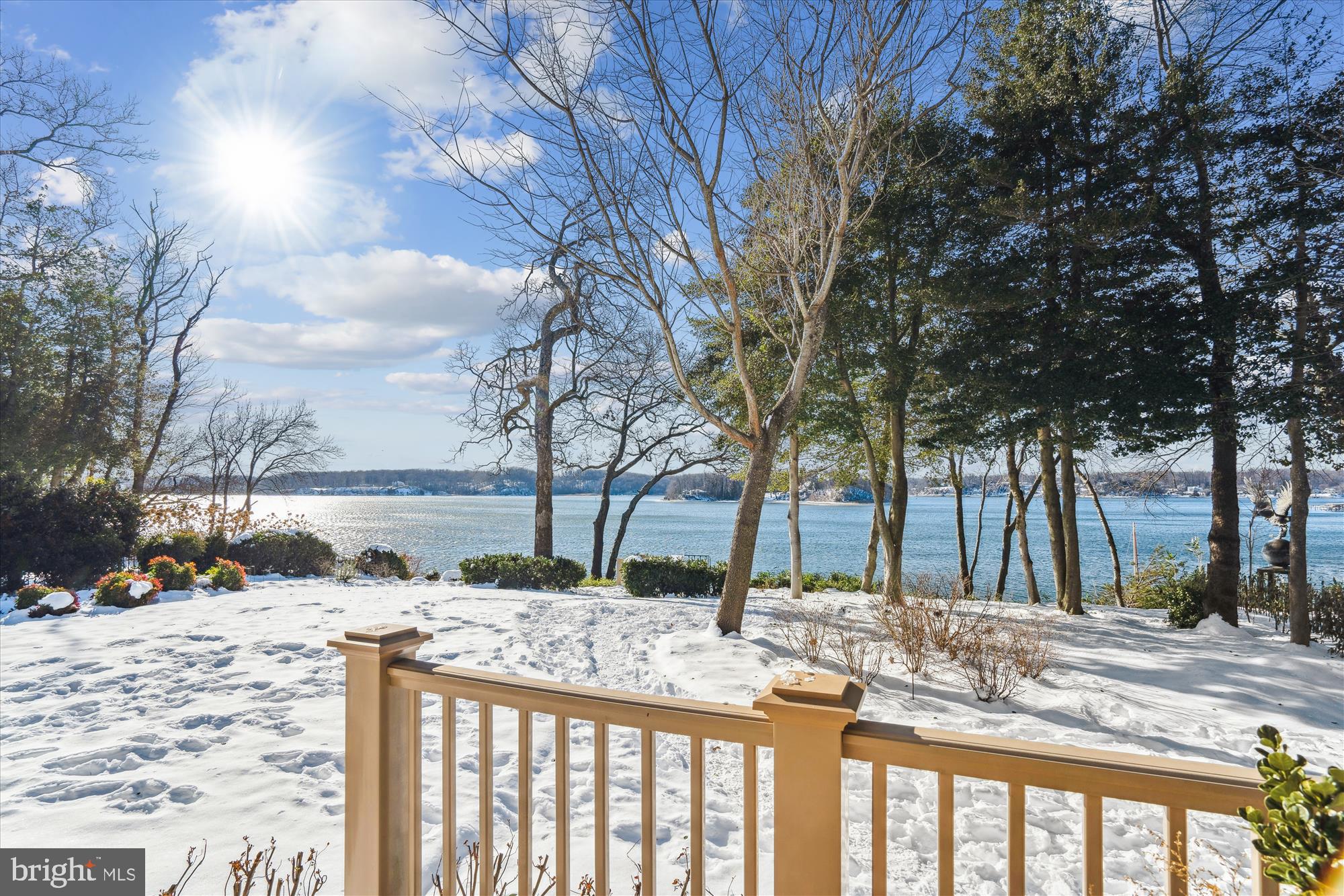 LONG POINT ON THE SEVERN - Residential