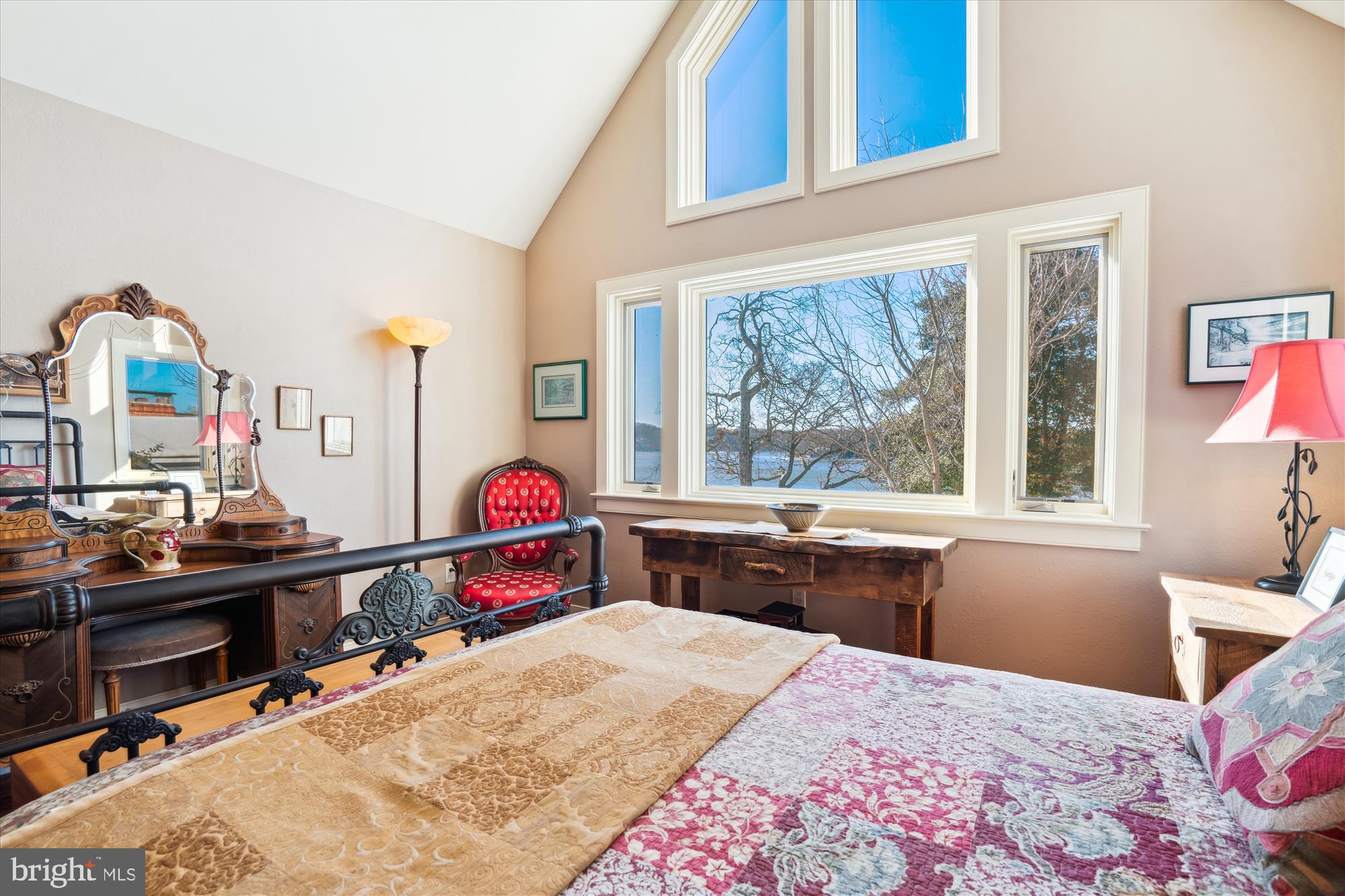 LONG POINT ON THE SEVERN - Residential