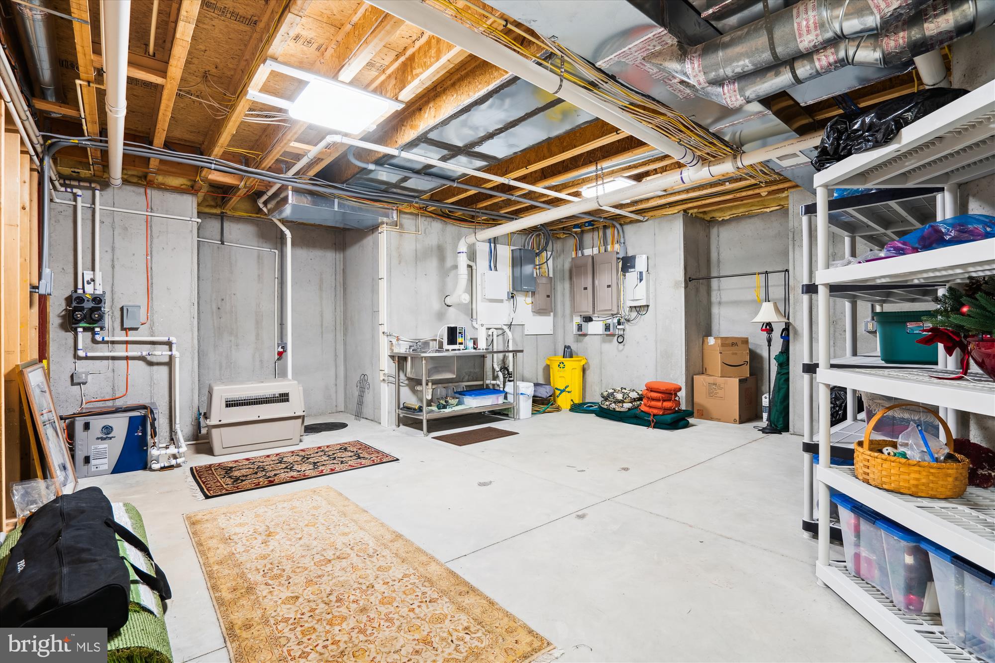 LONG POINT ON THE SEVERN - Residential