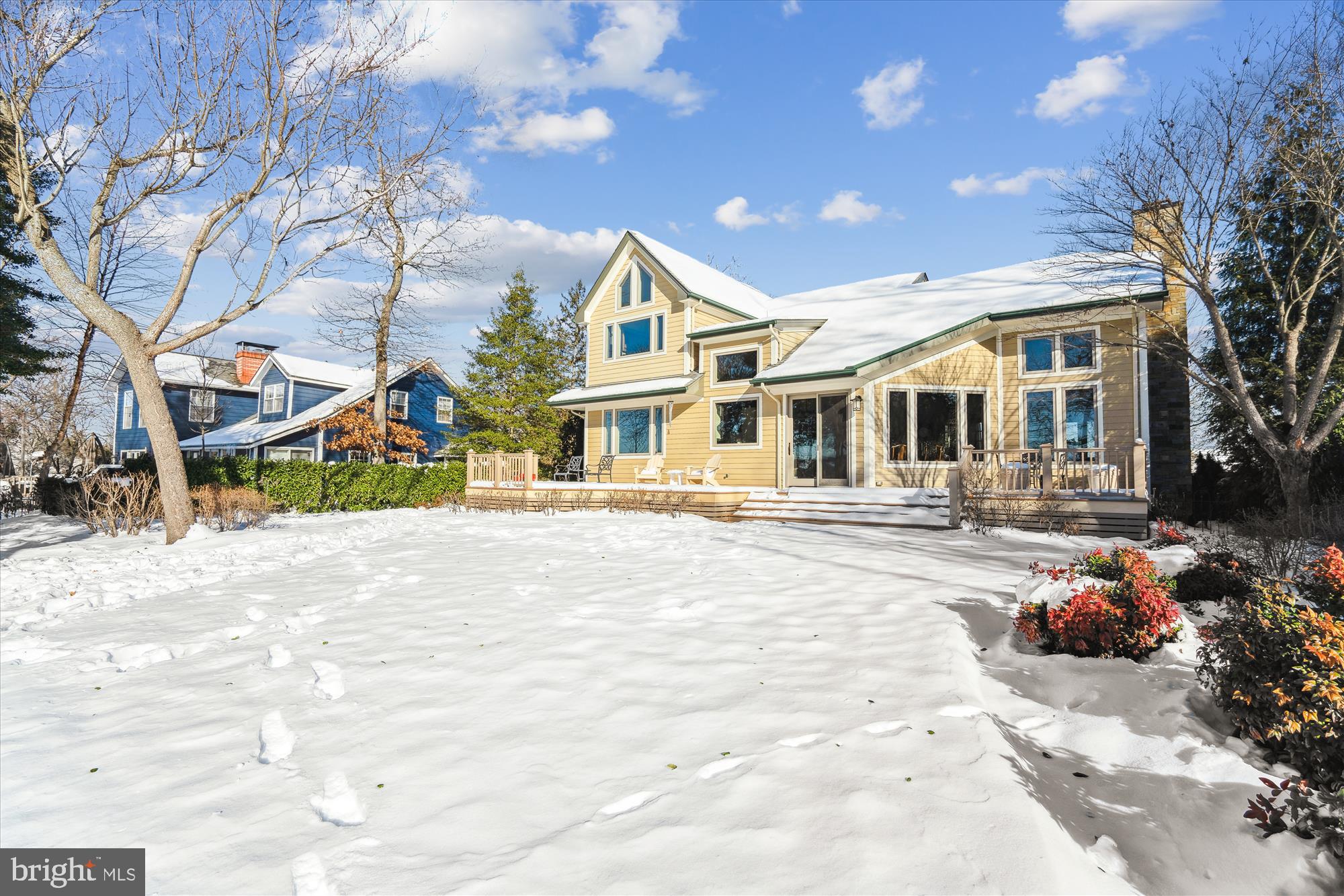 LONG POINT ON THE SEVERN - Residential