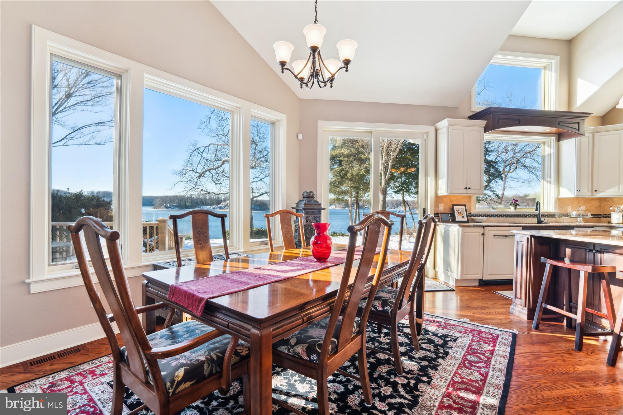 LONG POINT ON THE SEVERN - Residential