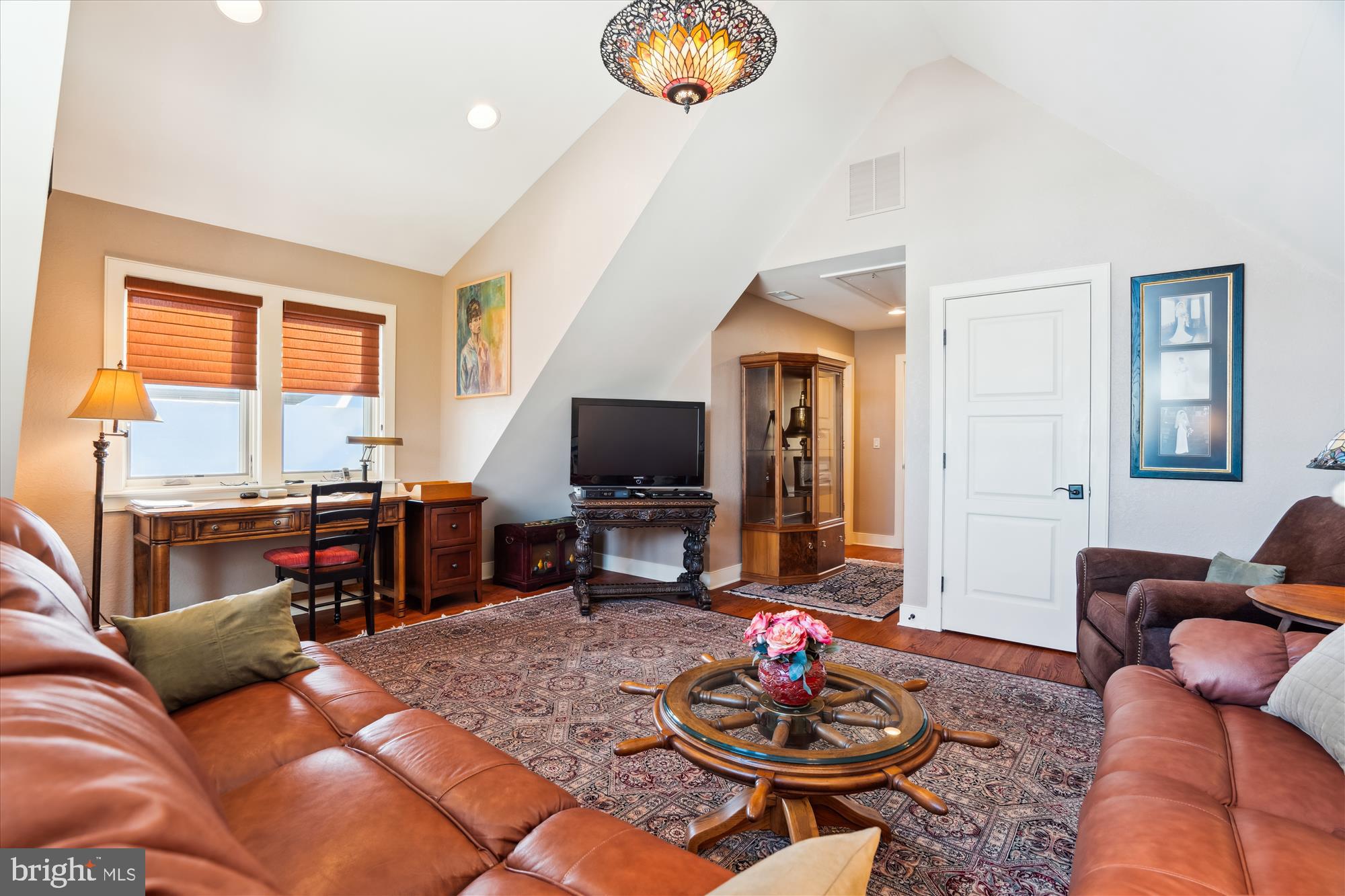 LONG POINT ON THE SEVERN - Residential