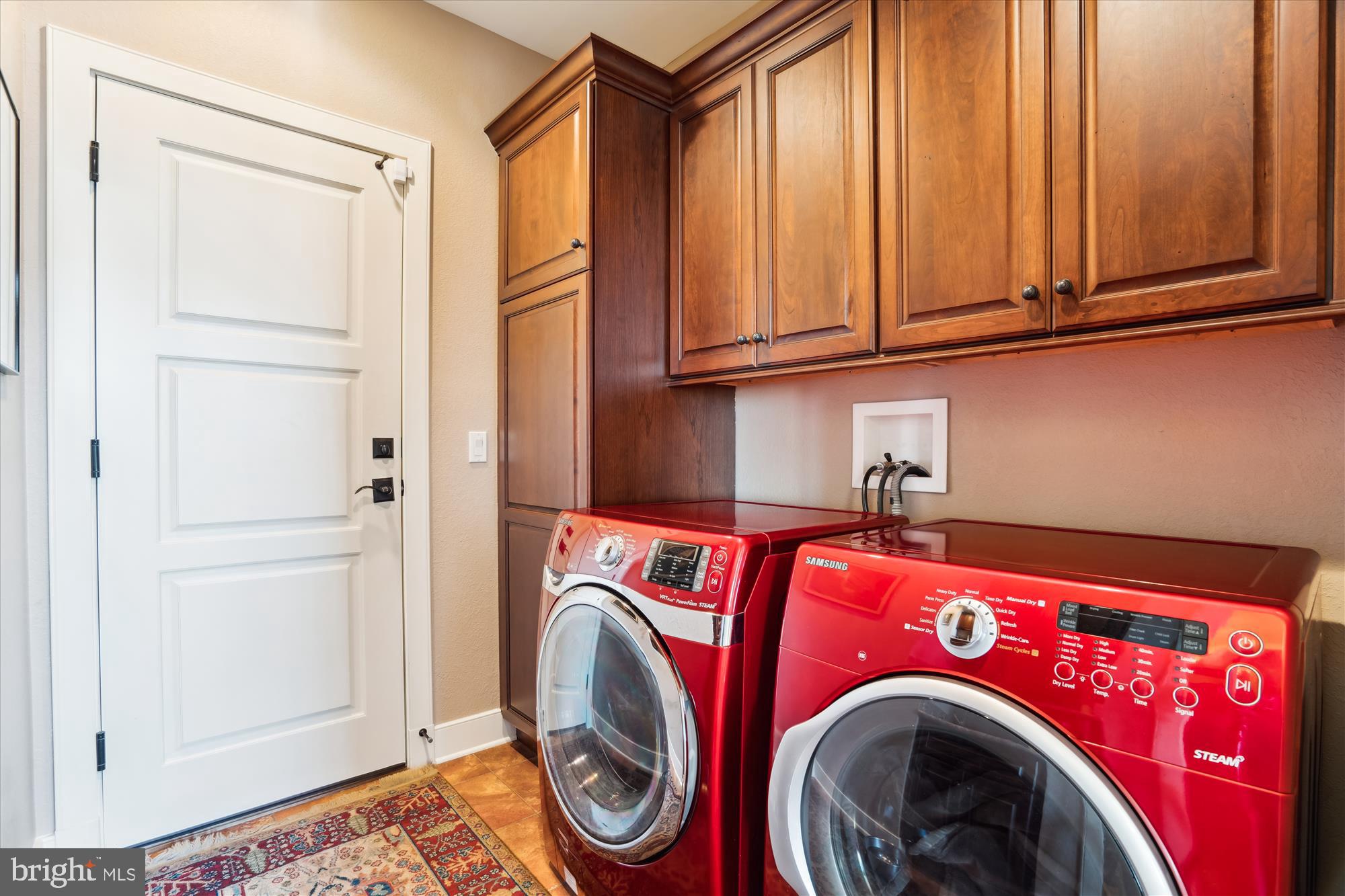 LONG POINT ON THE SEVERN - Residential