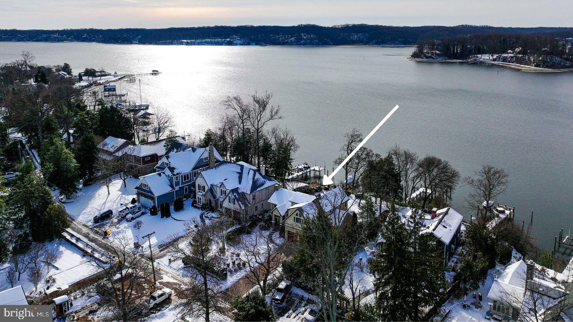 LONG POINT ON THE SEVERN - Residential