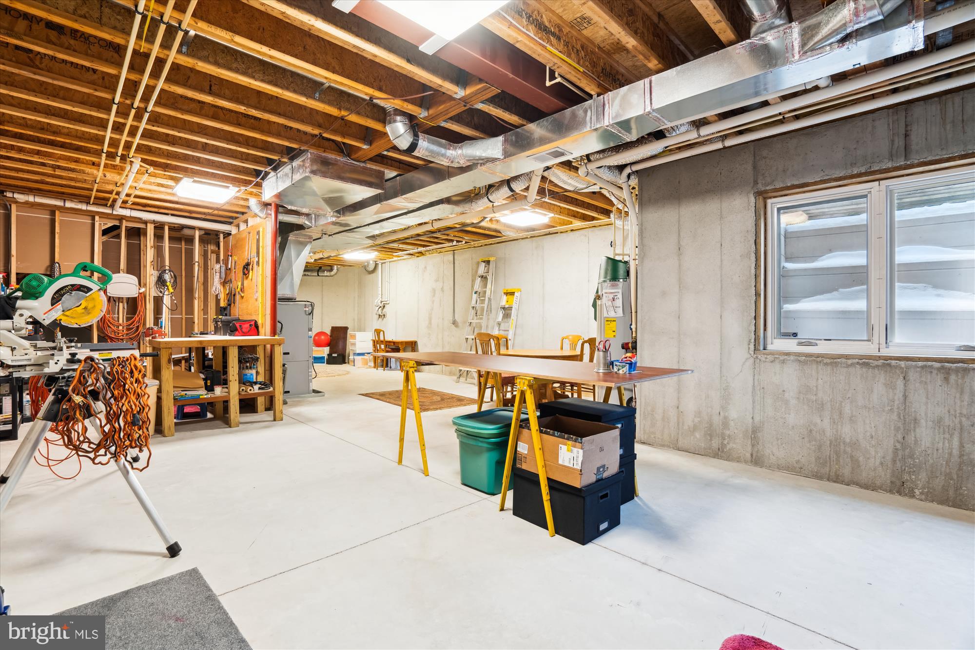 LONG POINT ON THE SEVERN - Residential