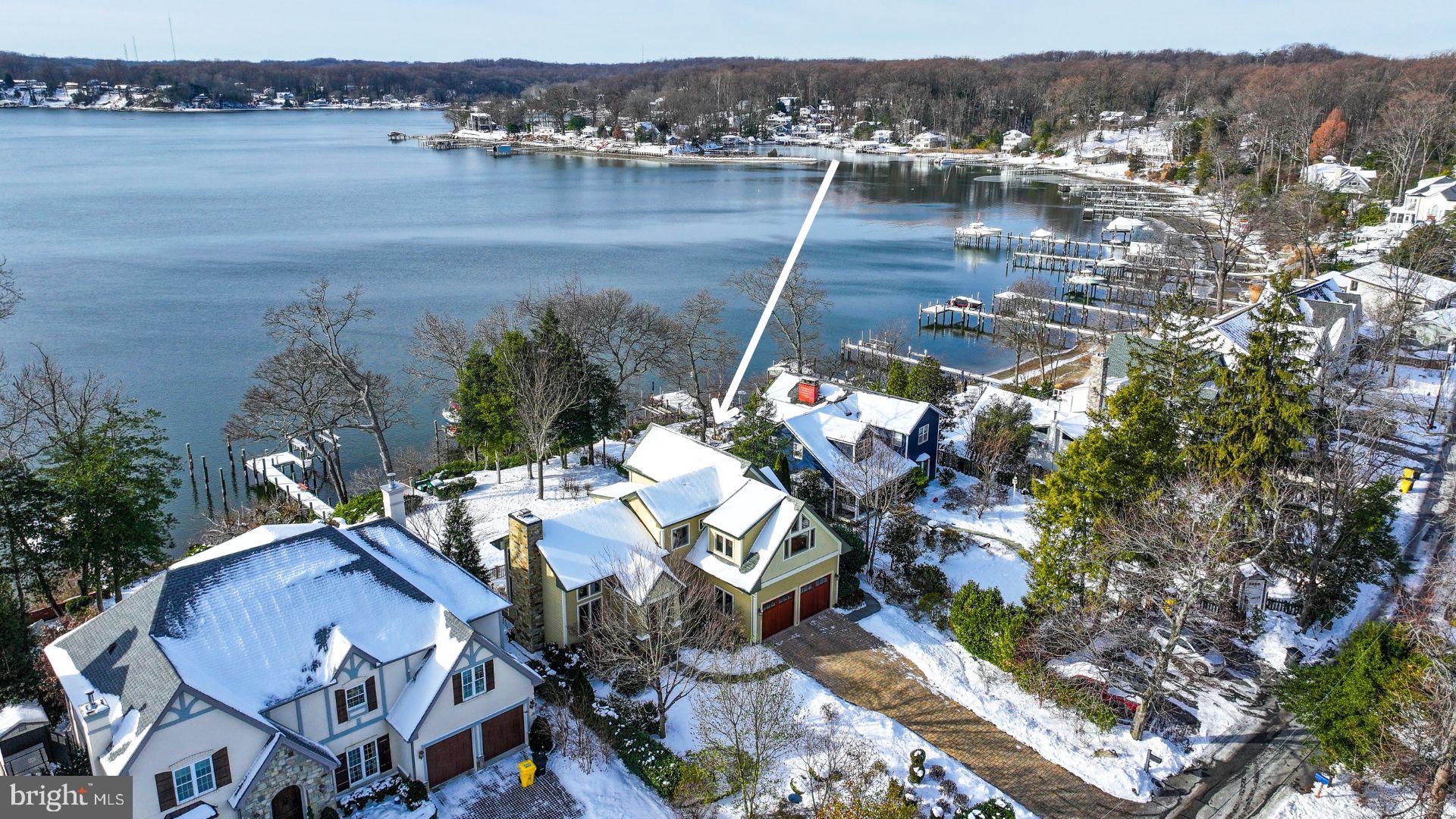 LONG POINT ON THE SEVERN - Residential