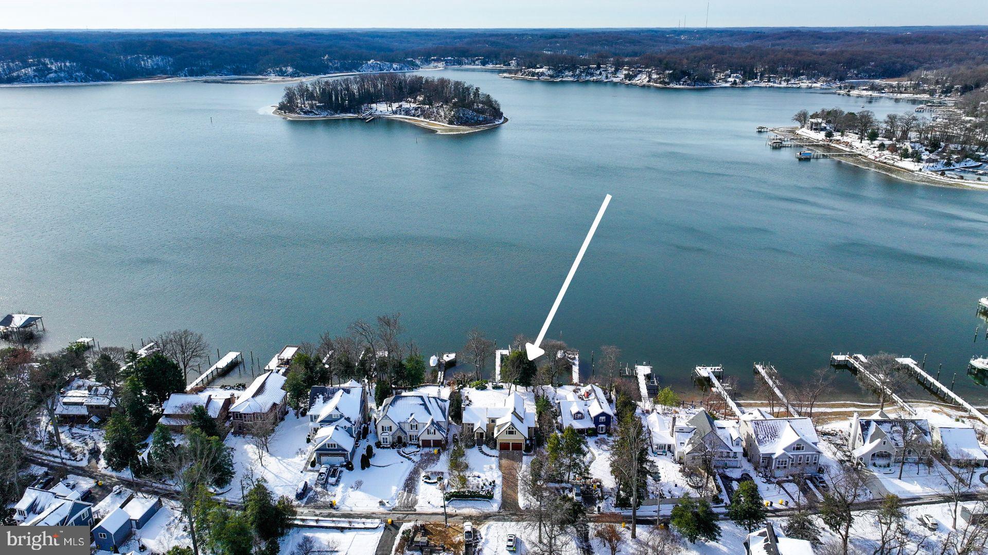LONG POINT ON THE SEVERN - Residential