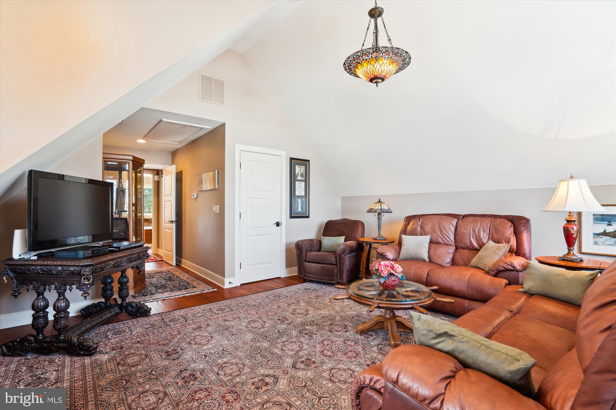 LONG POINT ON THE SEVERN - Residential