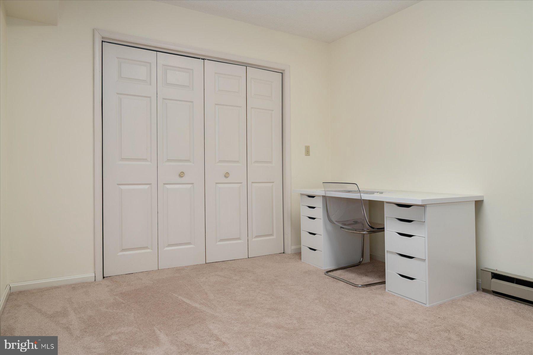 ROYAL BEACH - Residential