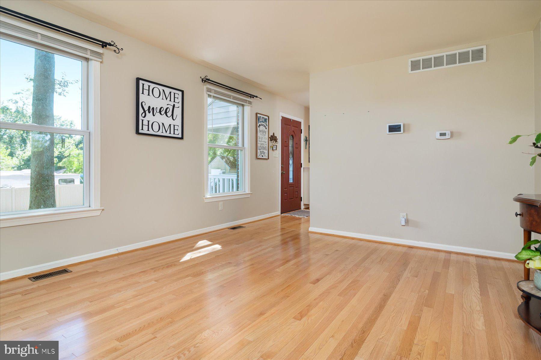 ROYAL BEACH - Residential