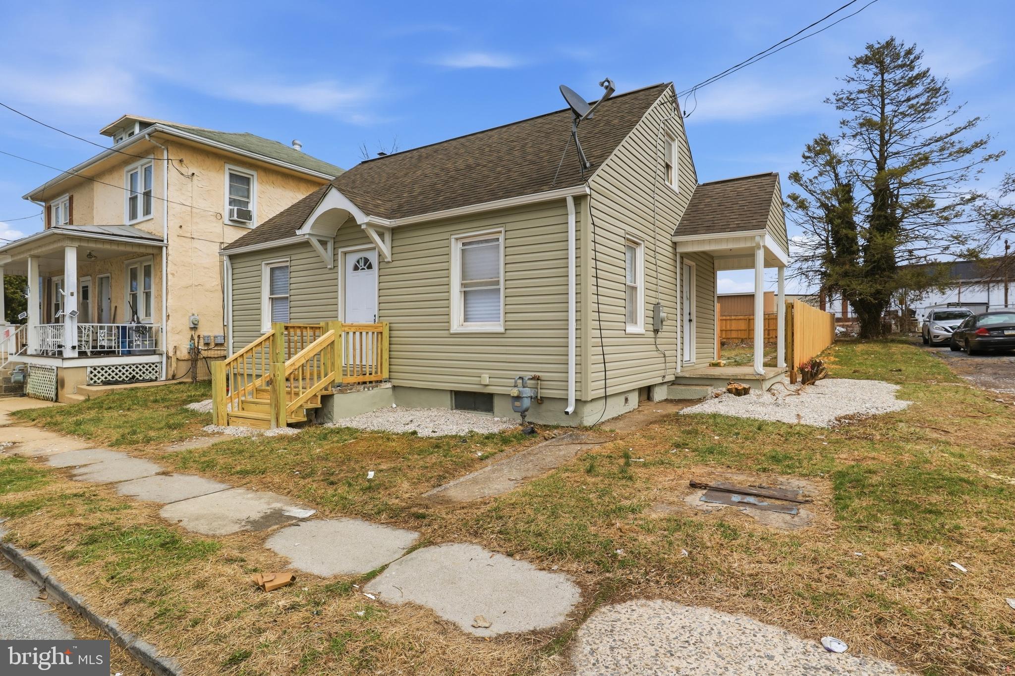 393 S ALBEMARLE STREET