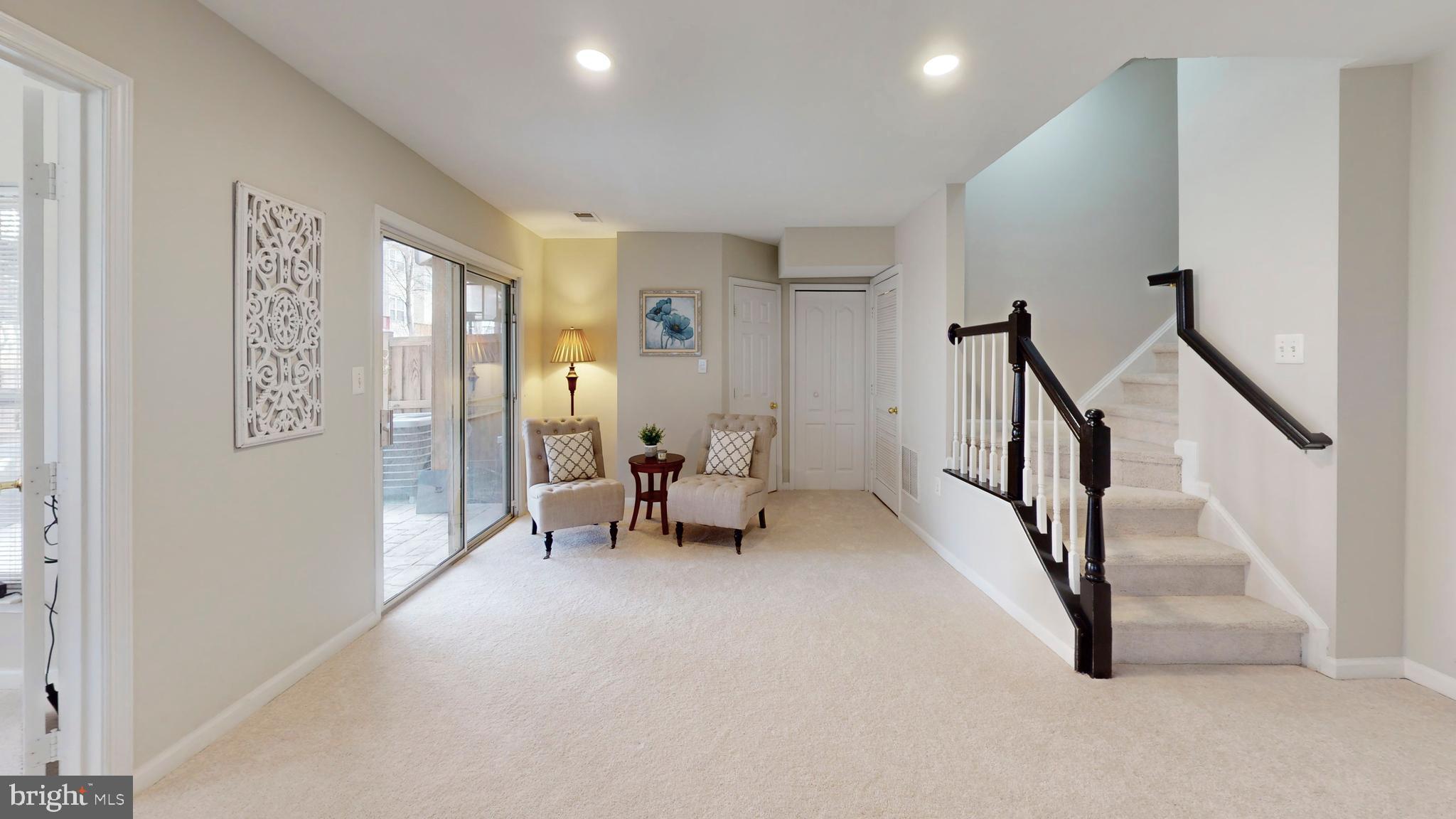 COLONNADE AT DULLES - Residential