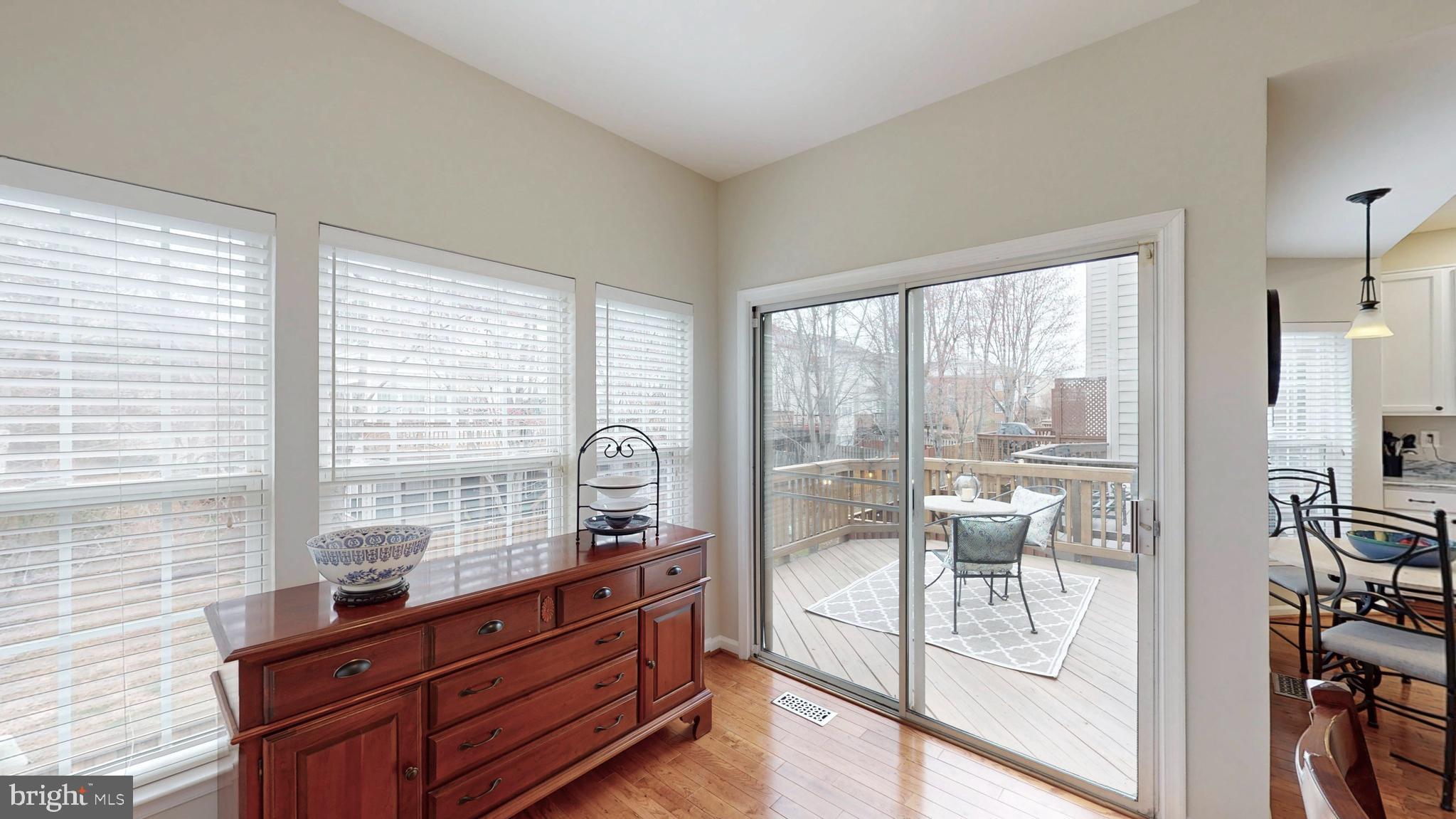 COLONNADE AT DULLES - Residential