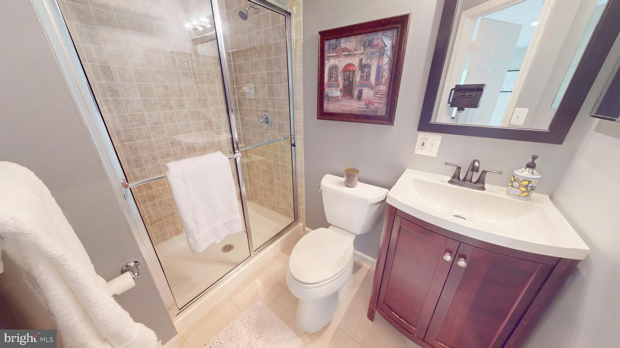 COLONNADE AT DULLES - Residential