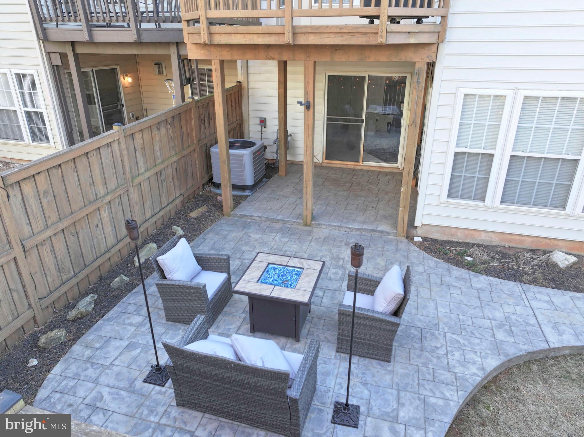 COLONNADE AT DULLES - Residential