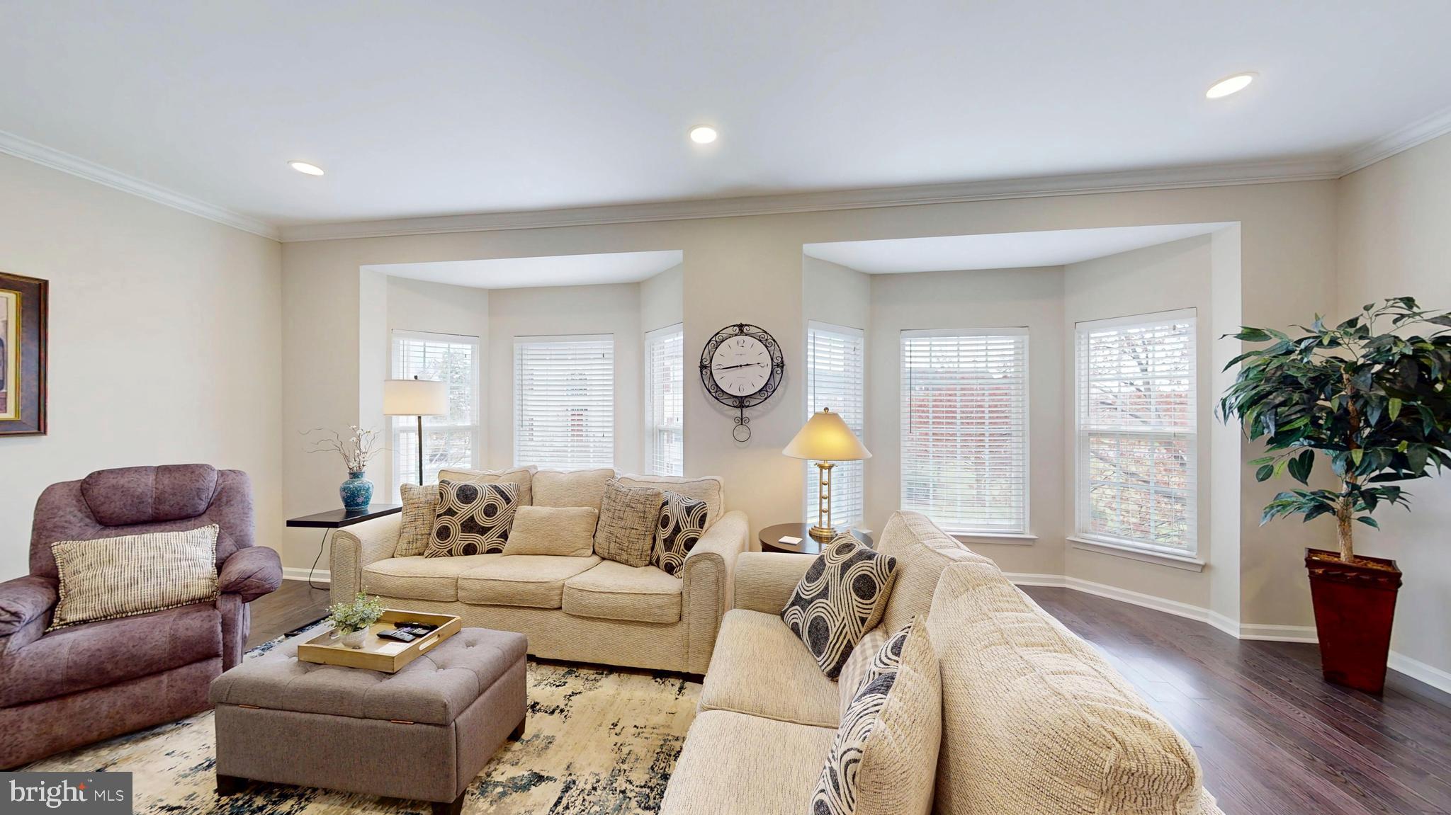 COLONNADE AT DULLES - Residential