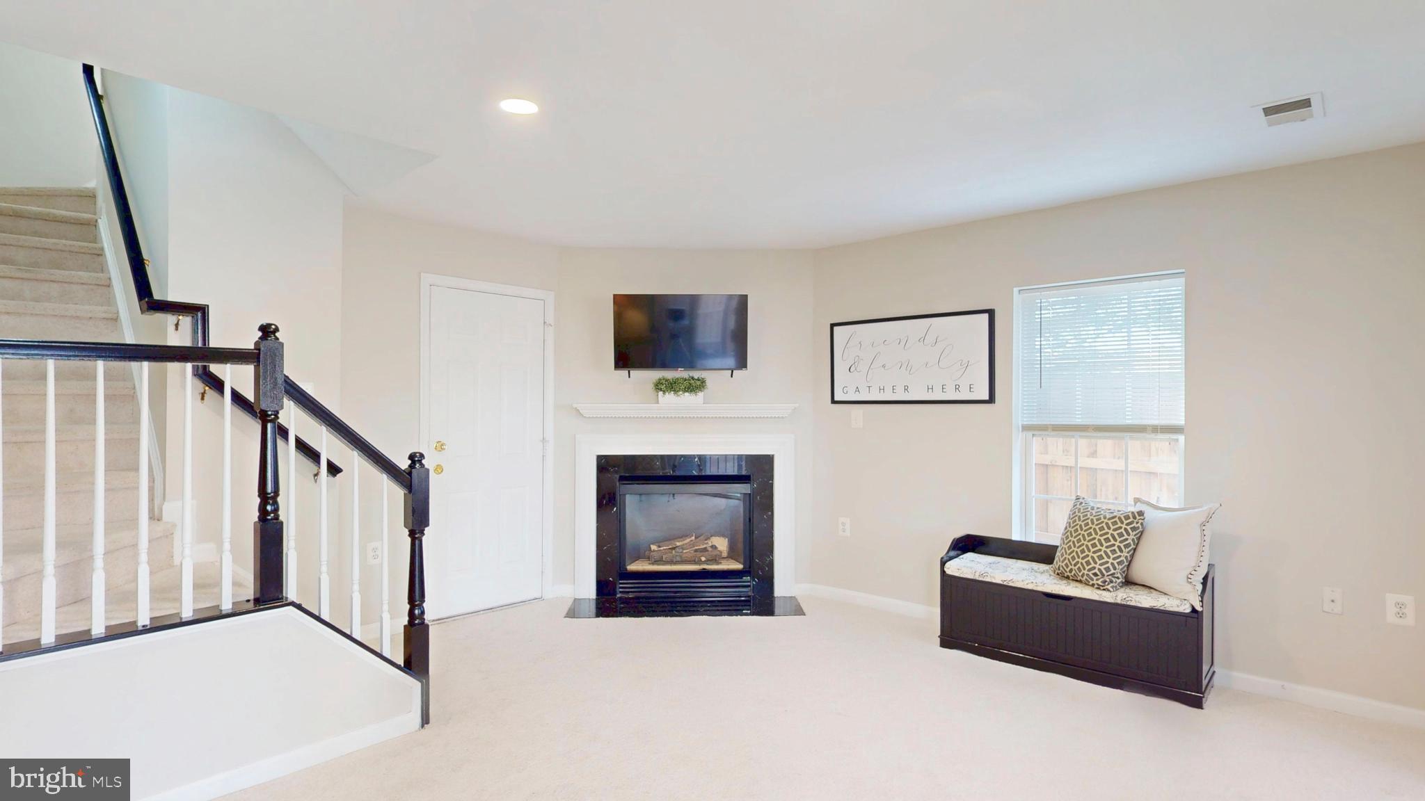 COLONNADE AT DULLES - Residential