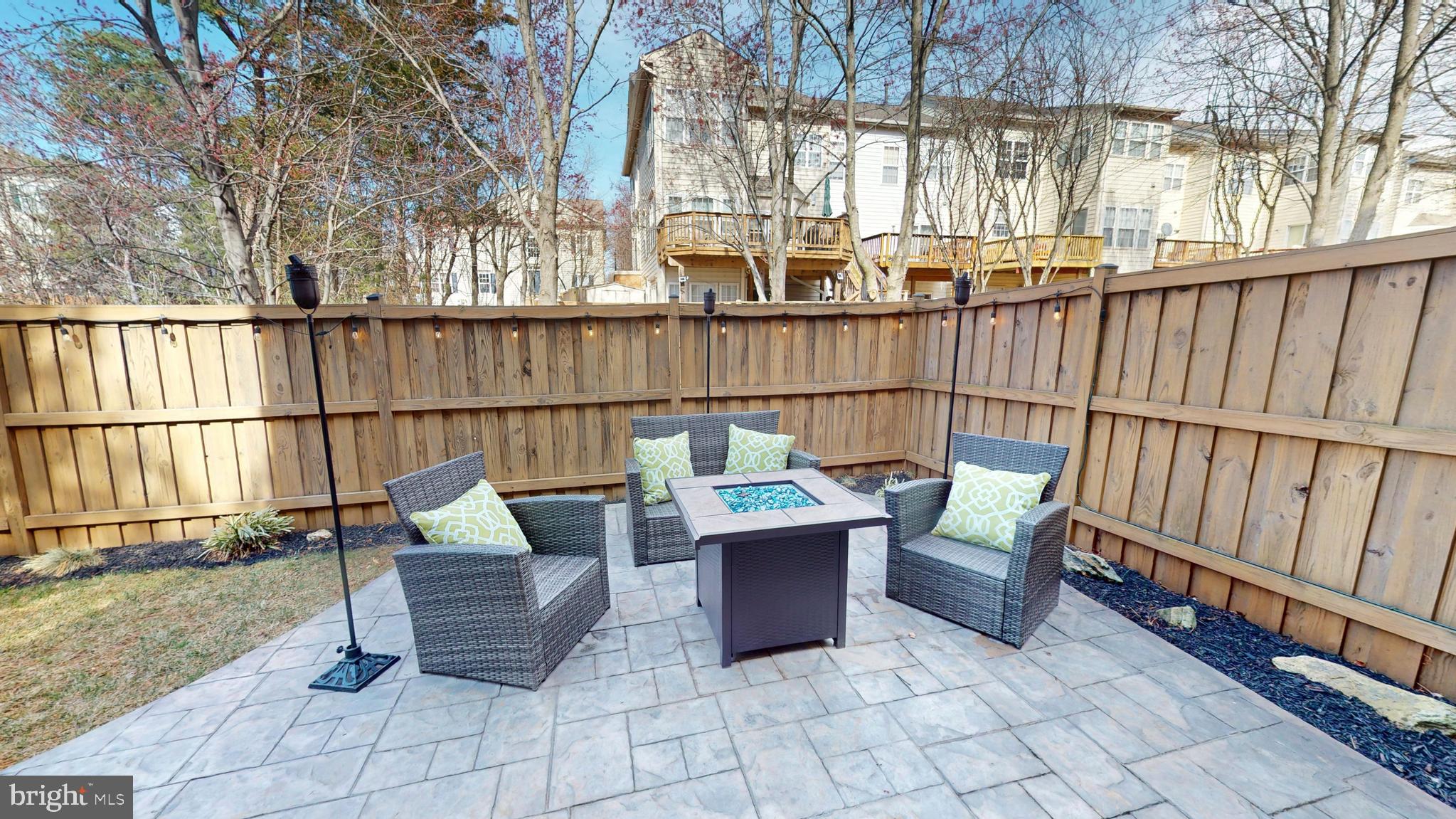 COLONNADE AT DULLES - Residential