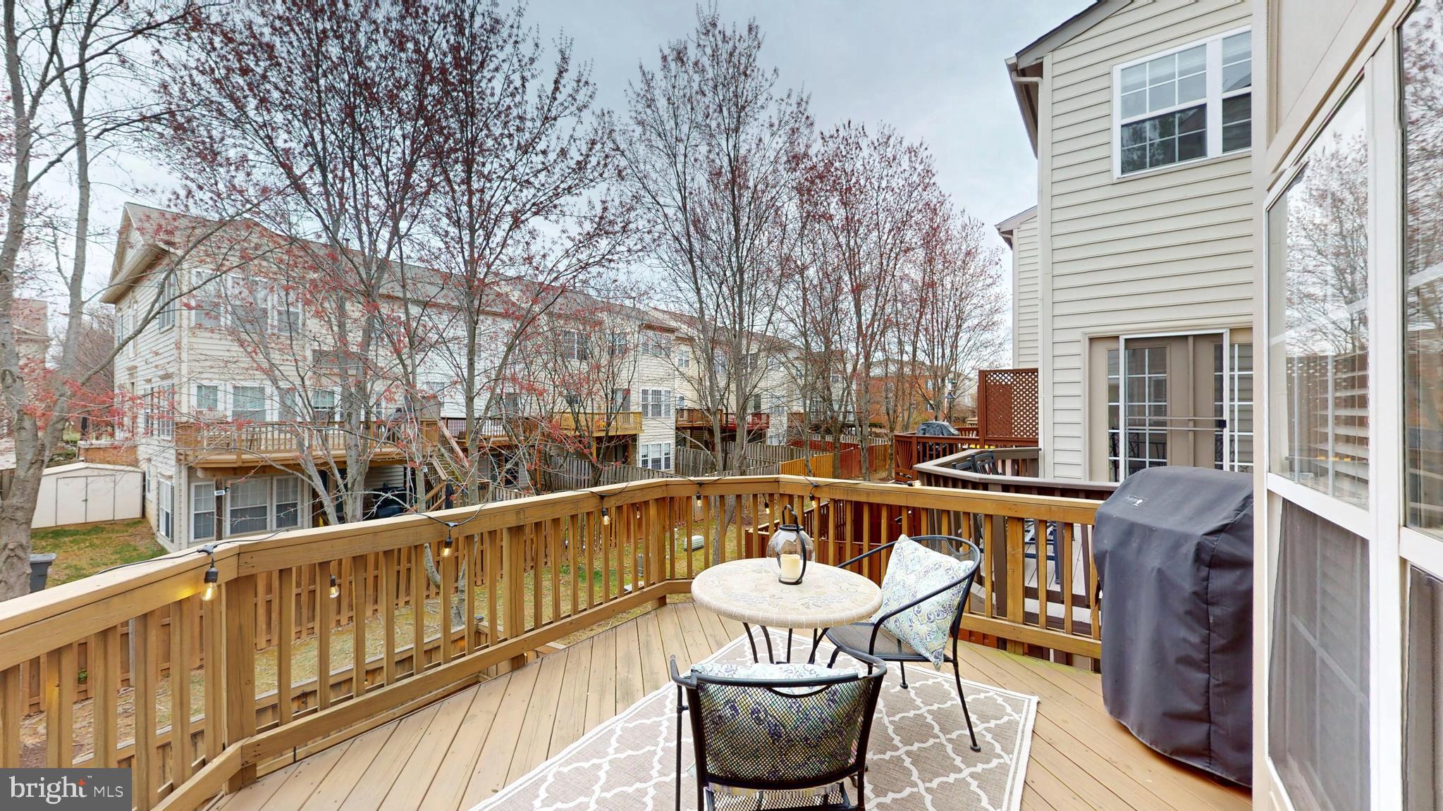 COLONNADE AT DULLES - Residential