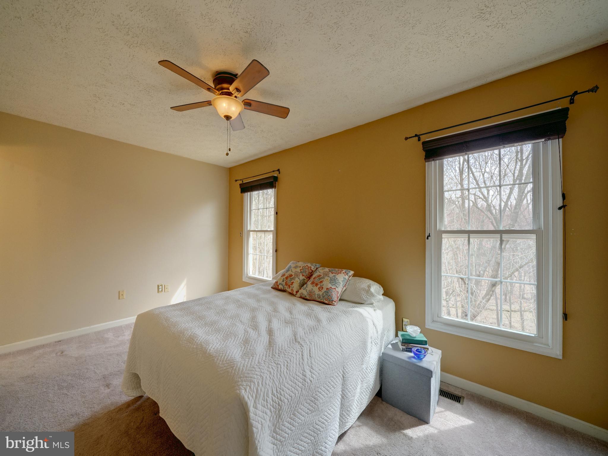 FAIRBROOK - Residential