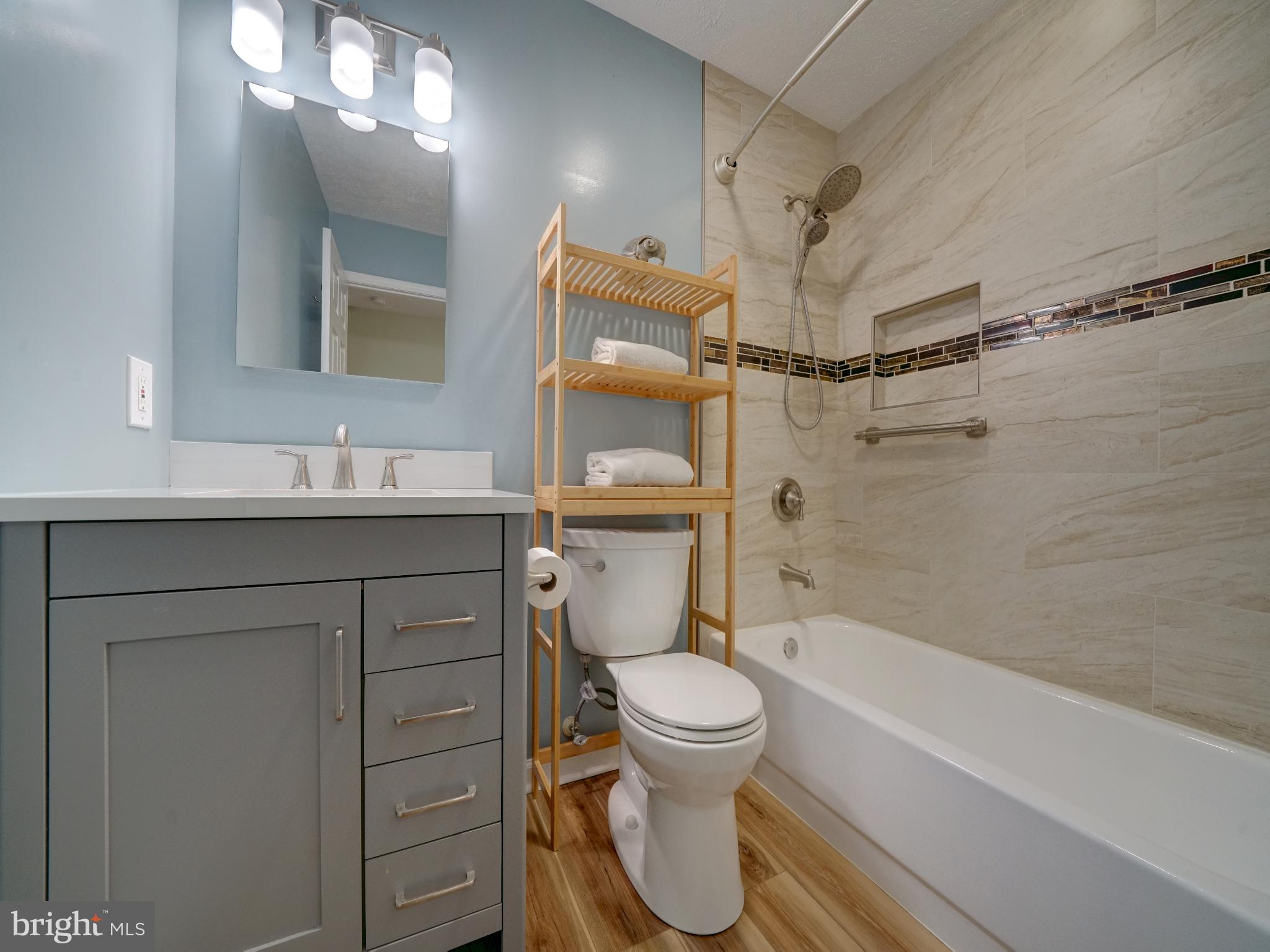 FAIRBROOK - Residential