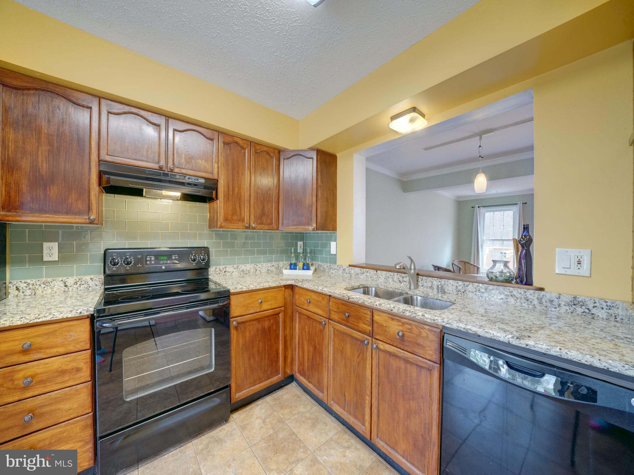 FAIRBROOK - Residential