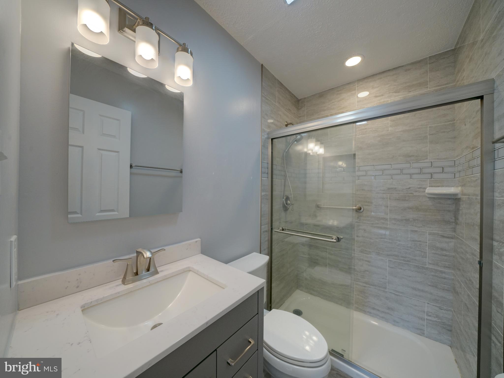 FAIRBROOK - Residential