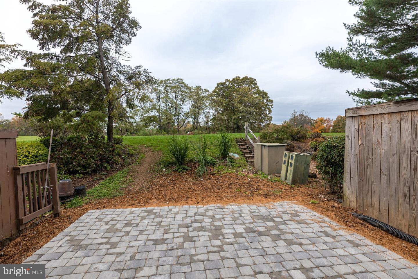 GOLF COURSE SQUARE - Residential Lease