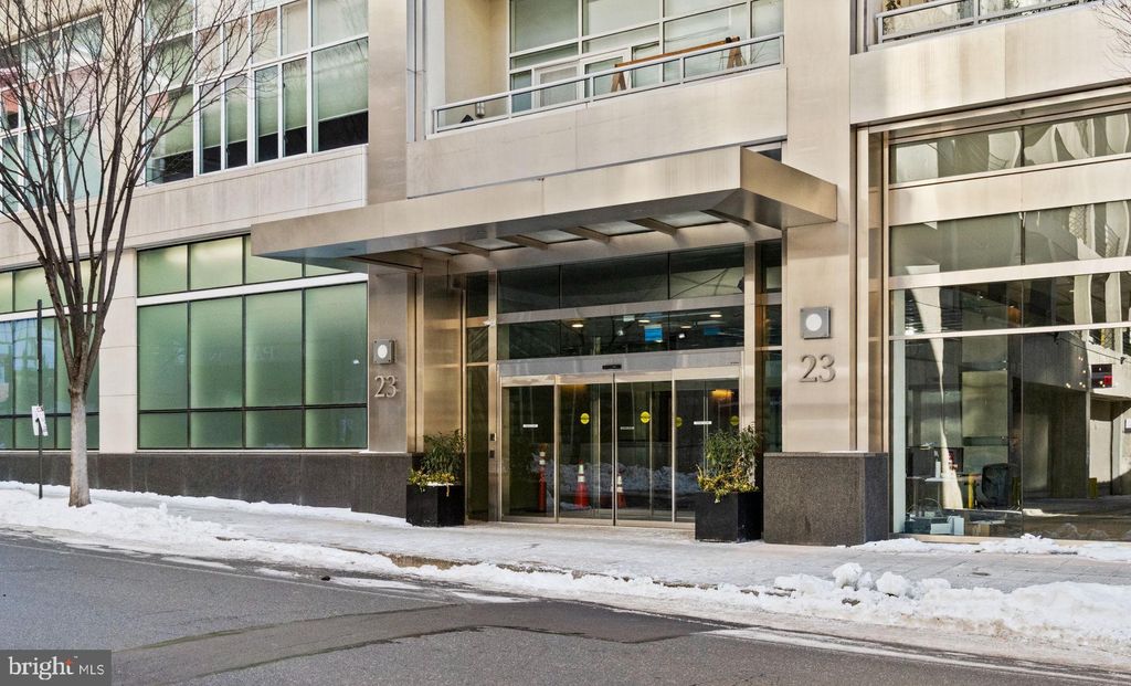 Photo of 23 S 23rd Street #3D, PHILADELPHIA, PA 19103 (MLS # PAPH2580104)