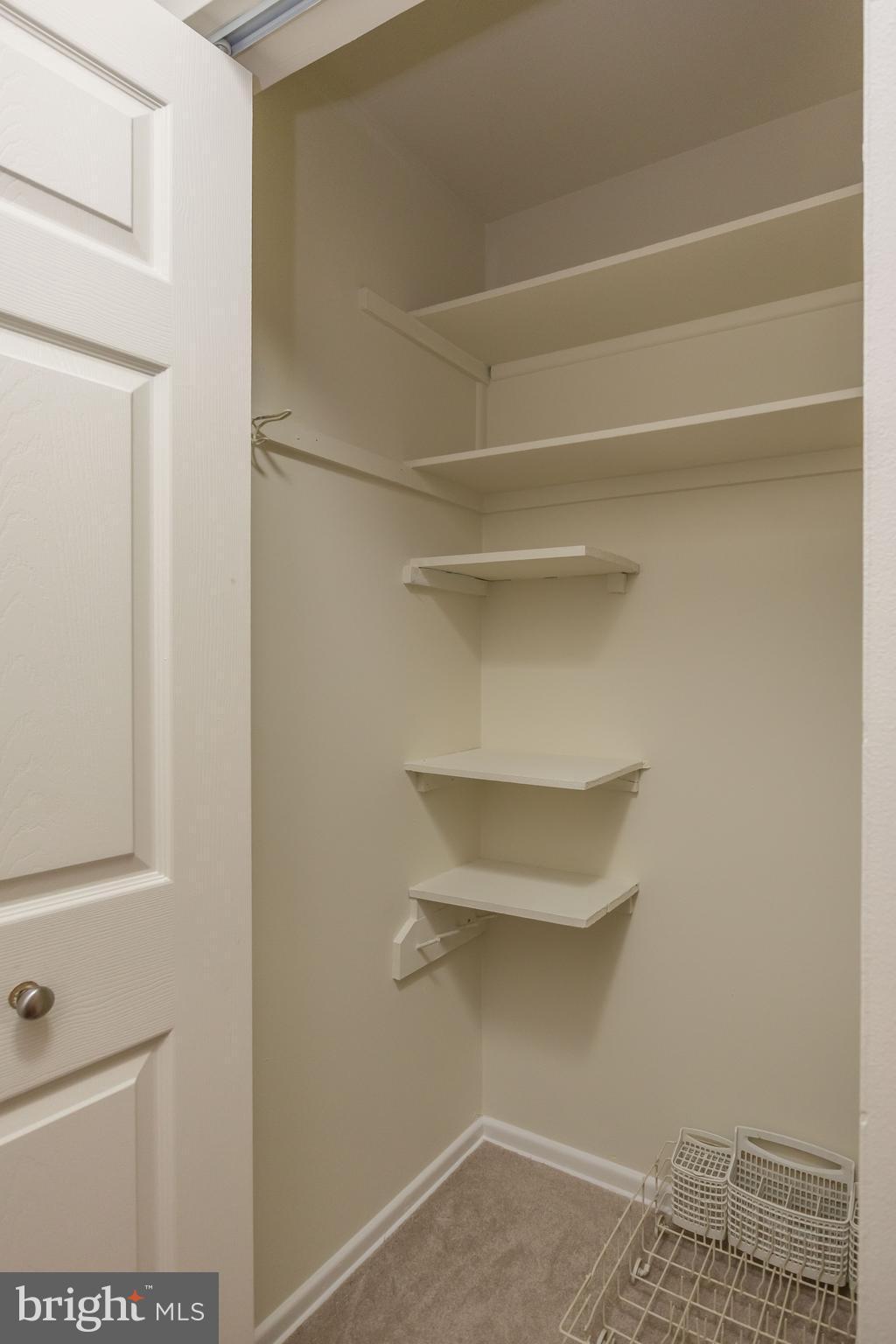 RIVA COMMONS - Residential Lease