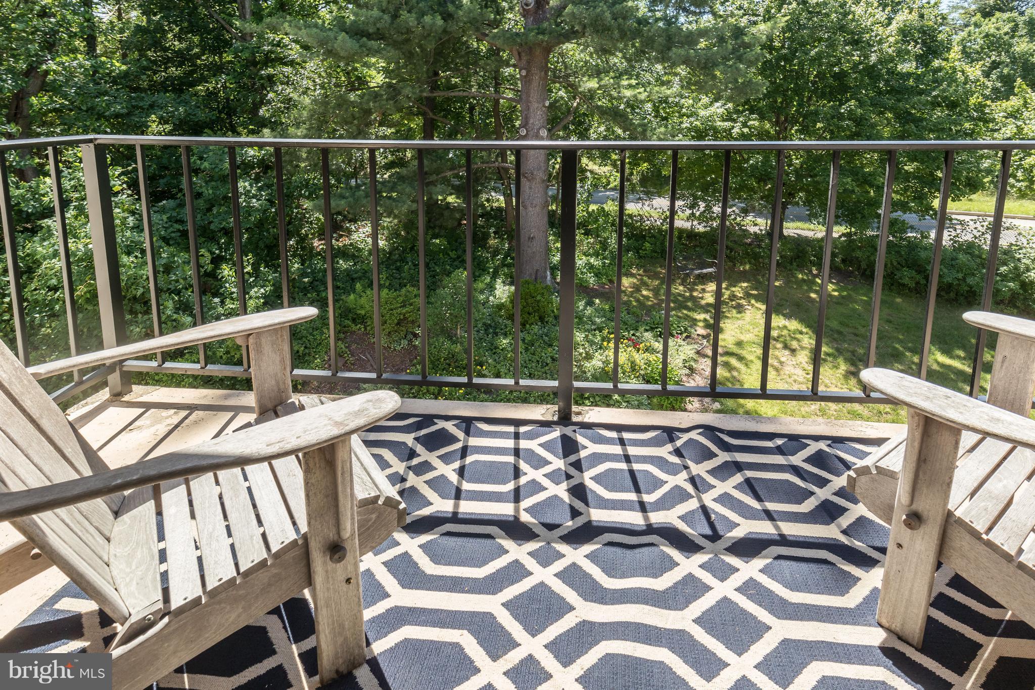 RIVA COMMONS - Residential Lease