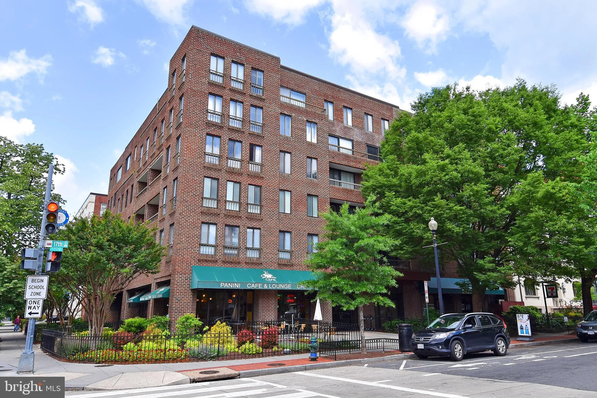 1700 17th Street NW Unit 401, Washington, DC 20009