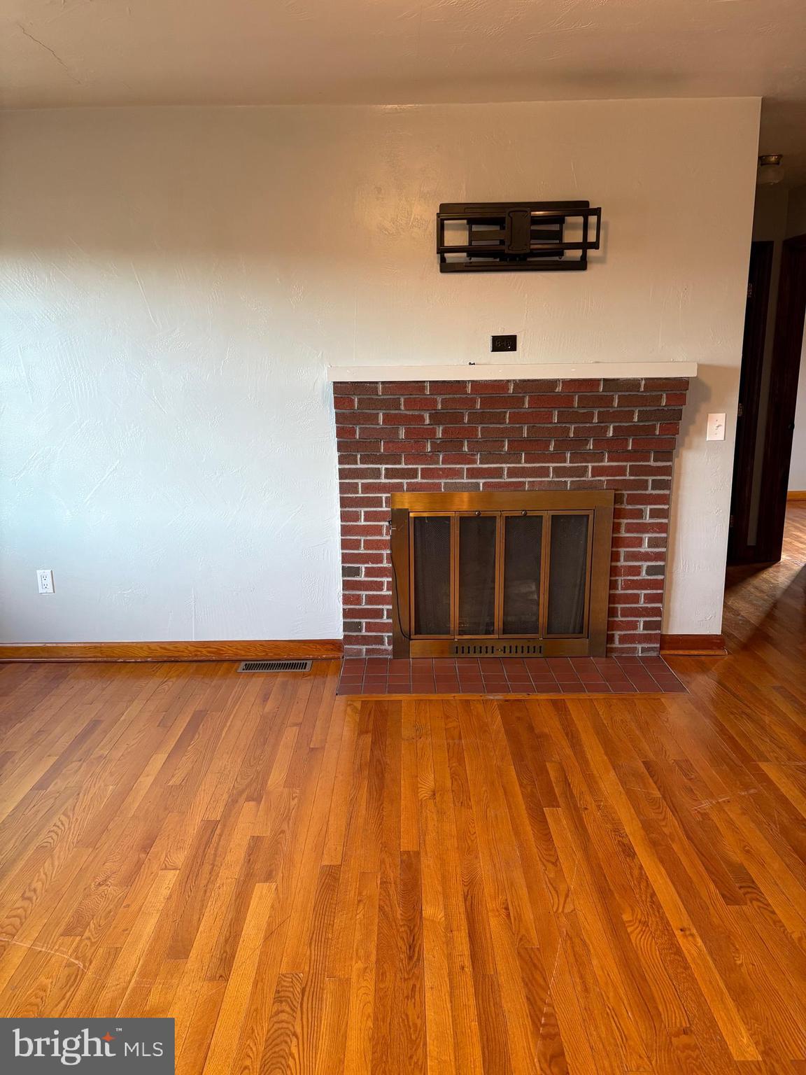 WEESE LAND - Residential