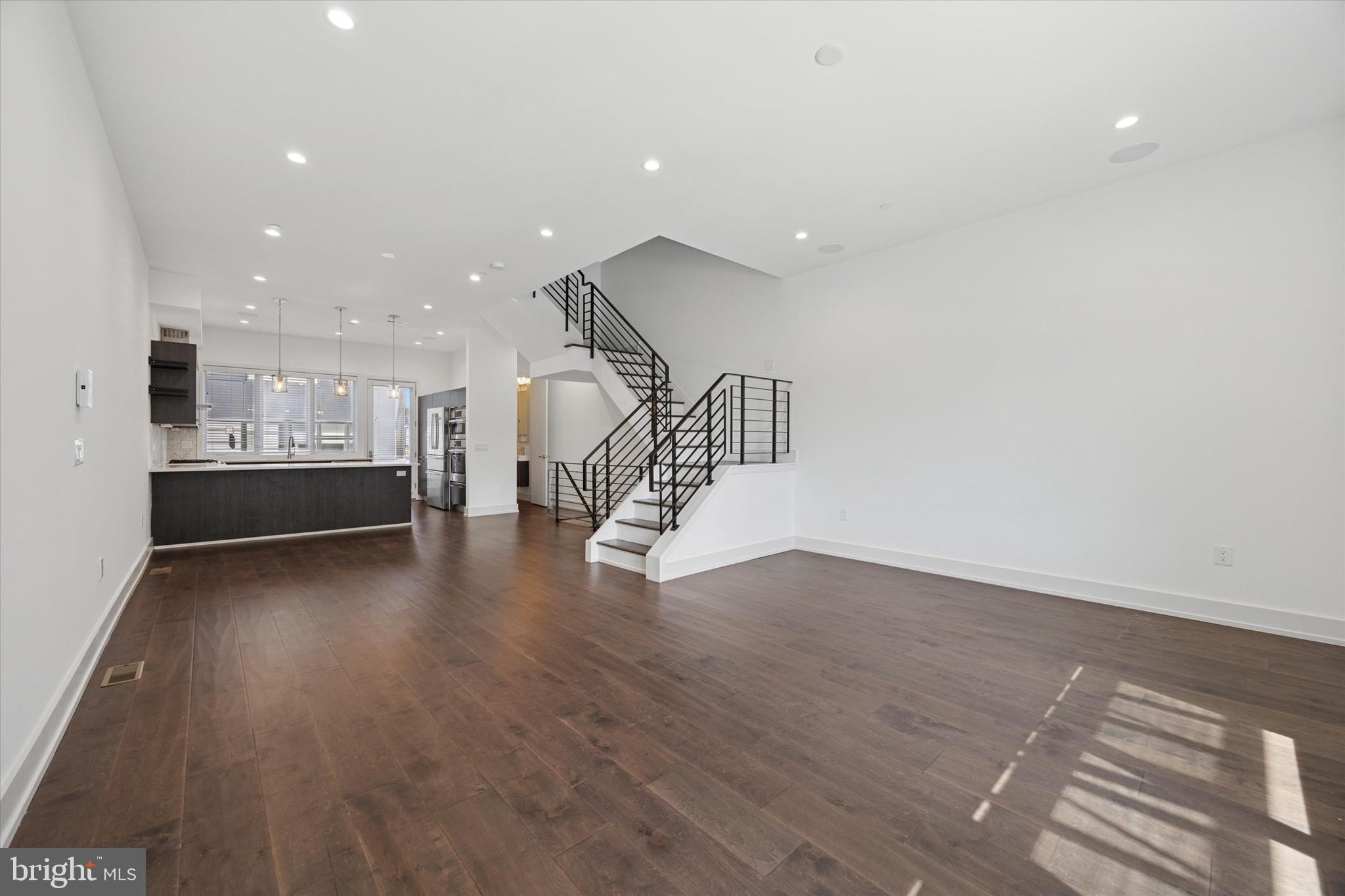 602 N 5TH STREET 5