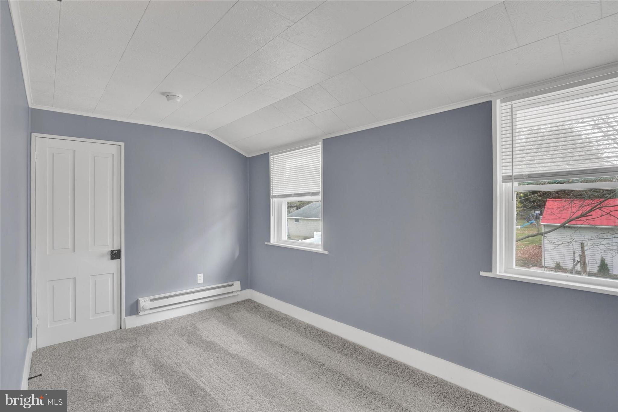 LOGANVILLE - Residential